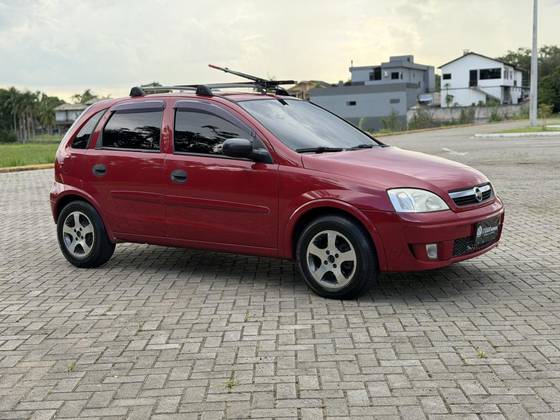 CHEVROLET CORSA 1.4 MPFI MAXX 8V FLEX 4P MANUAL CHEVROLET CORSA 1.4 MPFI MAXX 8V FLEX 4P MANUAL